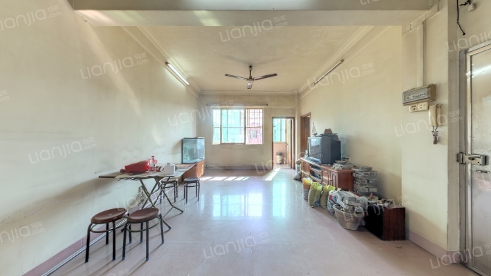 怡东花园二手房实景图