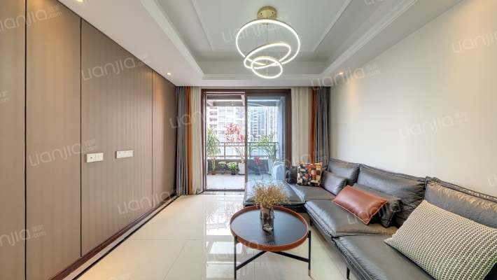 蓝光公园华府二手房实景图