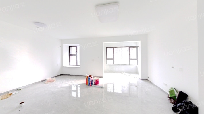 保利和唐悦色二手房实景图