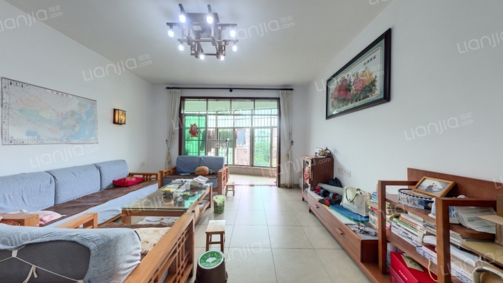 弘基华庭二手房实景图