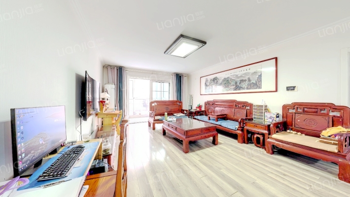 天一波尔卡小镇二手房实景图