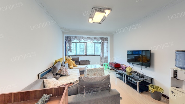 四号路7号二手房实景图