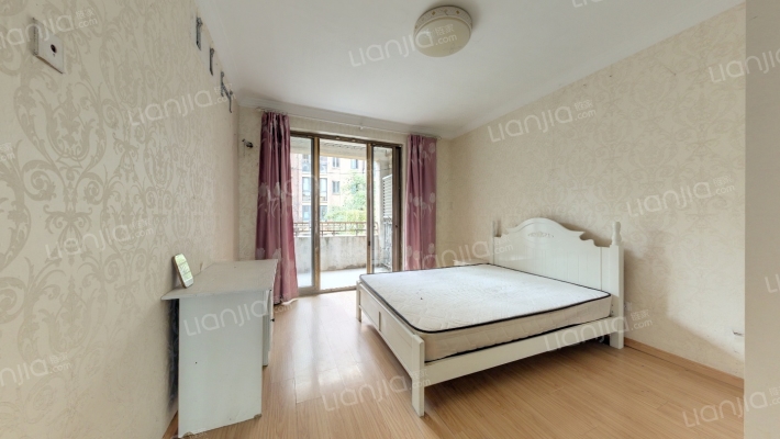 美岸栖庭二手房实景图