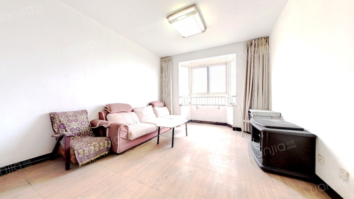 川化三村二手房实景图