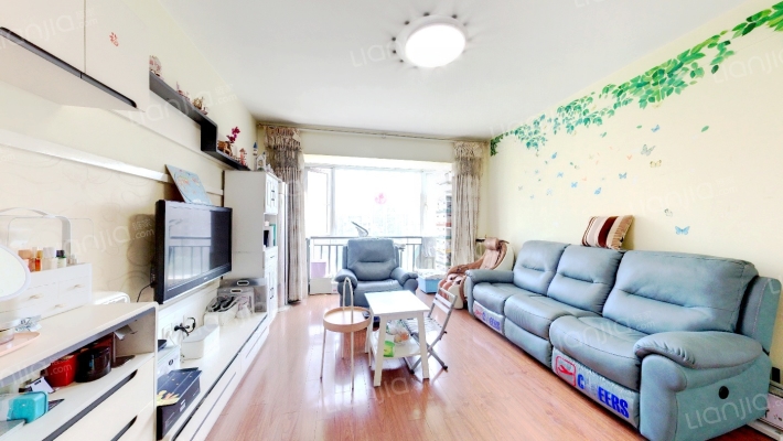 万科魅力之城三期二手房实景图