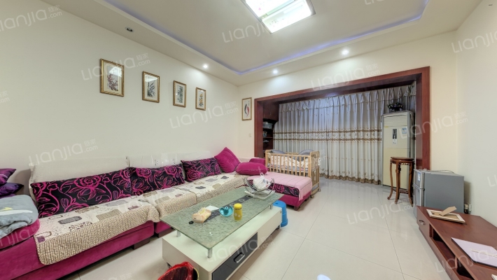 蓝岸丽景二手房实景图