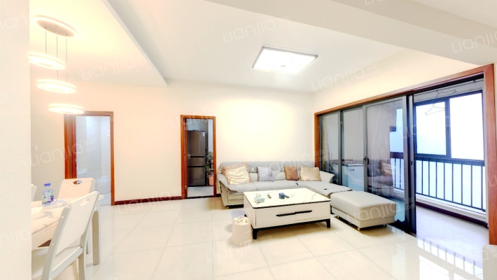 招商江湾城二手房实景图