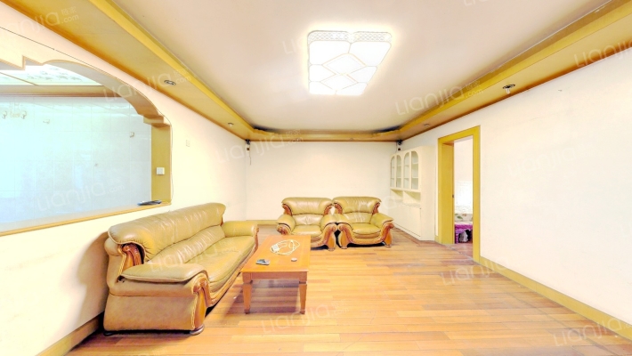 光明港新村二手房实景图