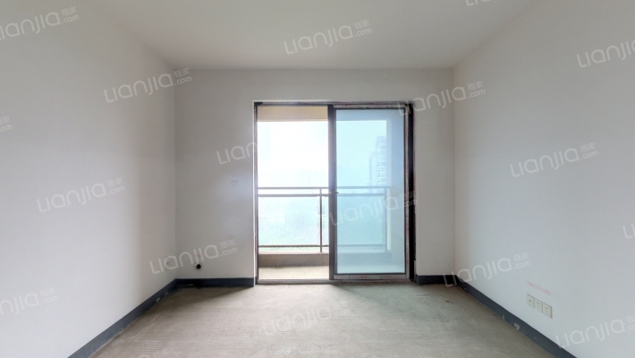 中航翡翠城二期二手房实景图