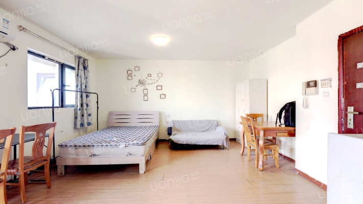 香港路万科8号二手房实景图