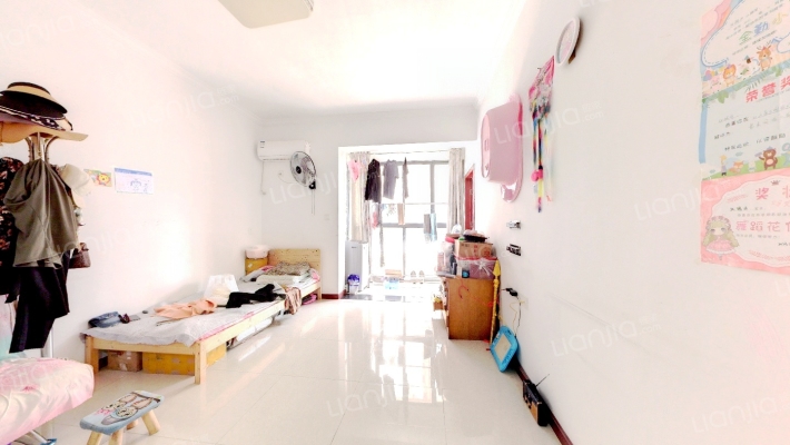 前进嘉园A区二手房实景图