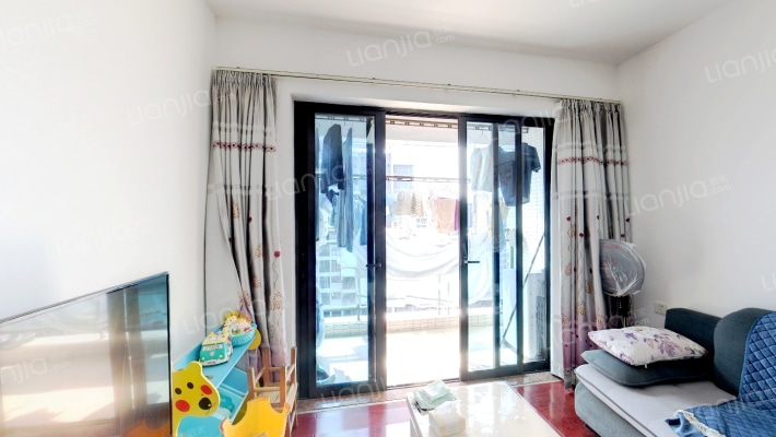 尚水华庭二手房实景图