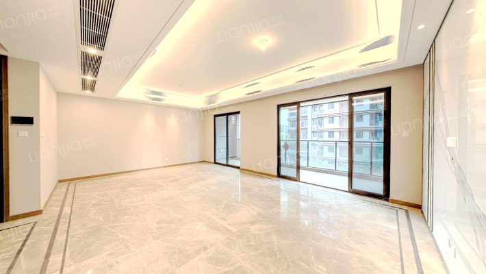 邦泰宽语一期二手房实景图