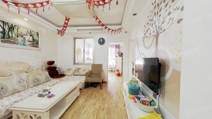 怡青园二手房实景图