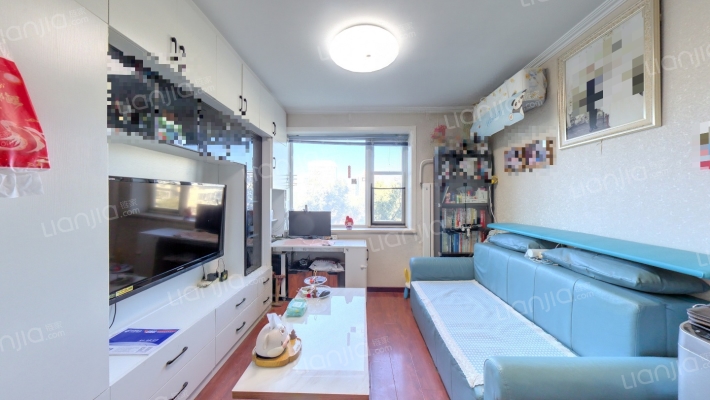 地铁楼二手房实景图