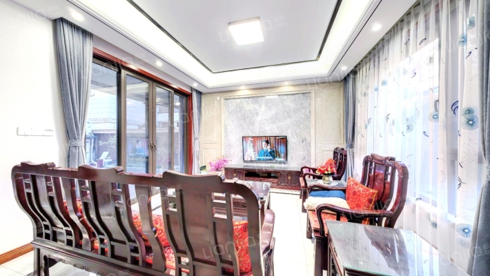 新城上坤樾山明月二手房实景图