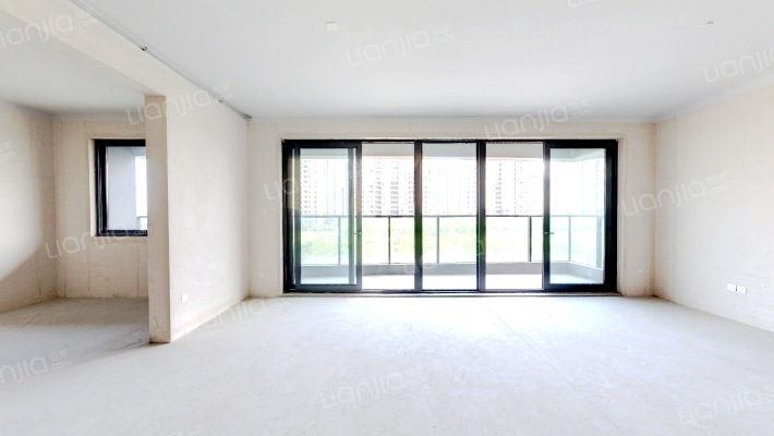 世外旭辉城二手房实景图