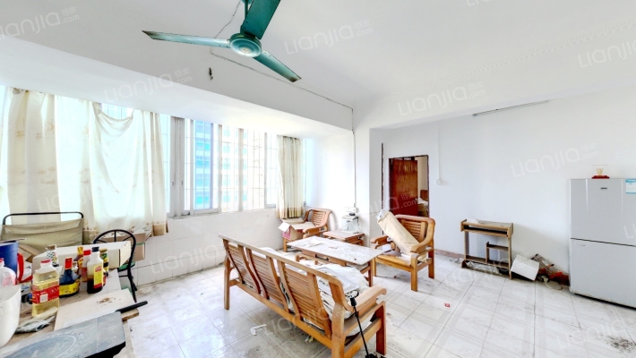 嘉安楼二手房实景图