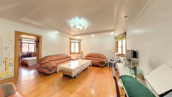 青龙花园二手房实景图