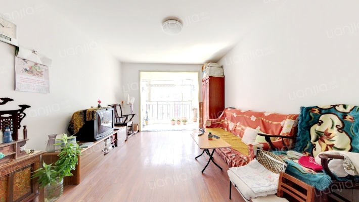 青建尚东区二手房实景图