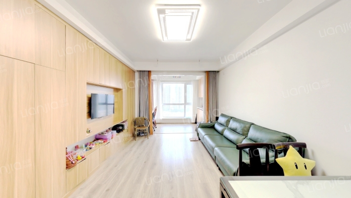 龙湖舜山府二手房实景图