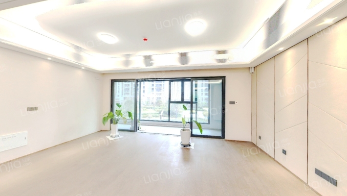 颐和铂湾二手房实景图