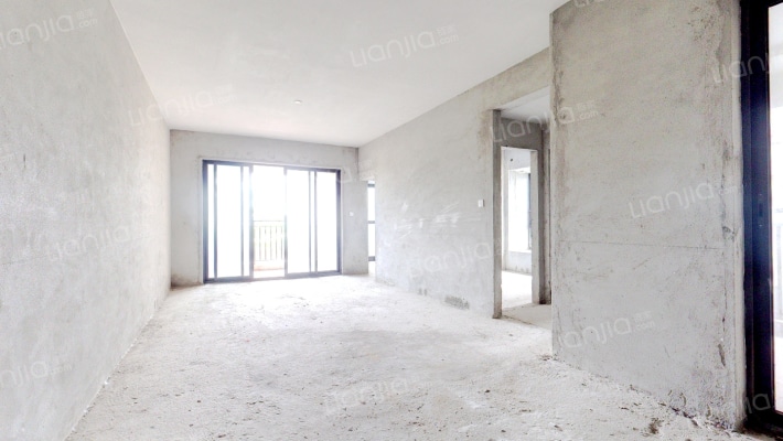 太东棕榈泉二手房实景图