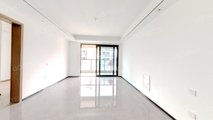 保利湖光印二手房实景图