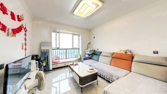 容盛星河湾二手房实景图