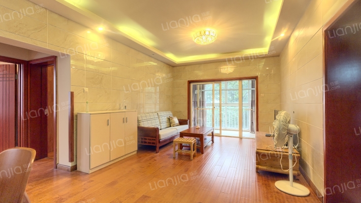 中国青城1期二手房实景图