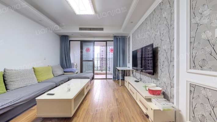 德商华府天骄二手房实景图