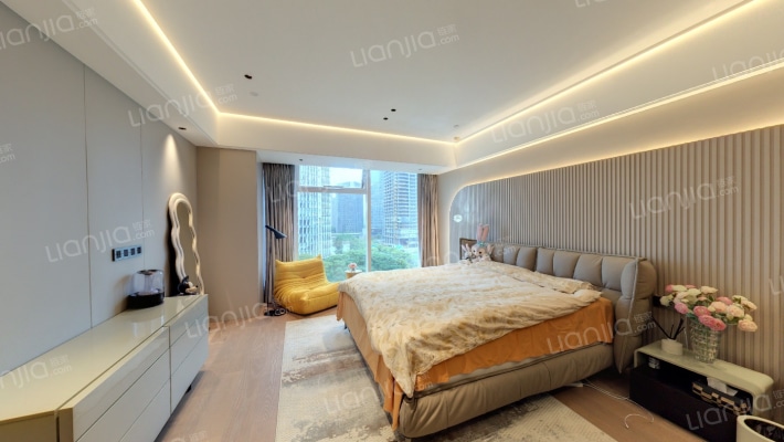 迪凯金座二手房实景图