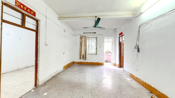 南美公司北区宿舍二手房实景图