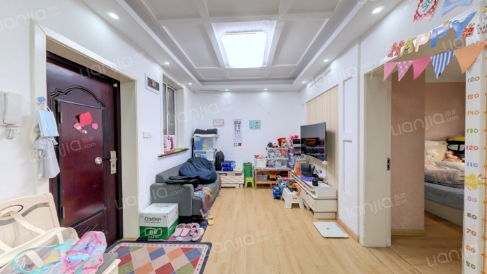 蔷薇新村二手房实景图