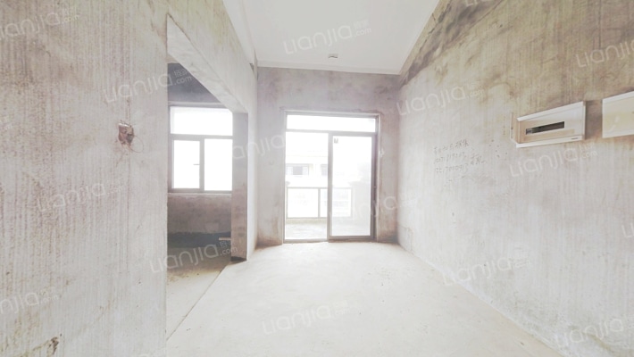 天使水榭山二手房实景图