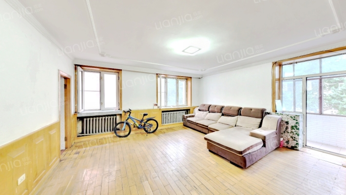 河润街二手房实景图