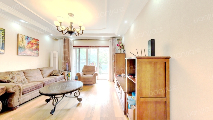 朵力尚美国际二手房实景图