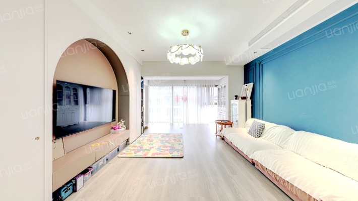 新希望皇冠国际二手房实景图