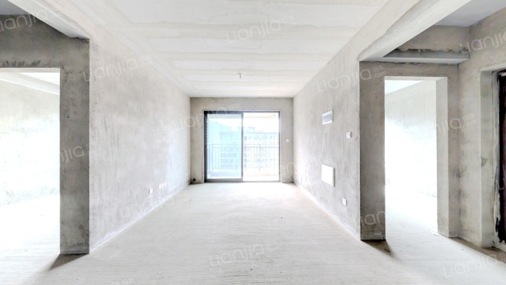 铂悦世家二手房实景图