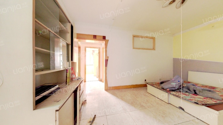 银通小区铁三局宿舍东院二手房实景图