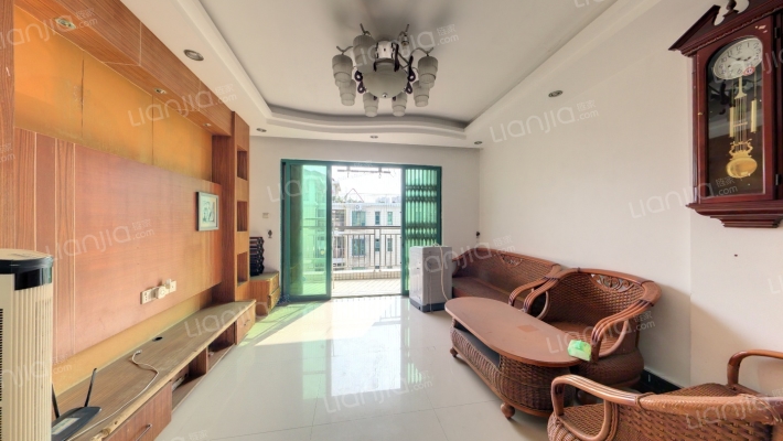 东方景翠居二手房实景图