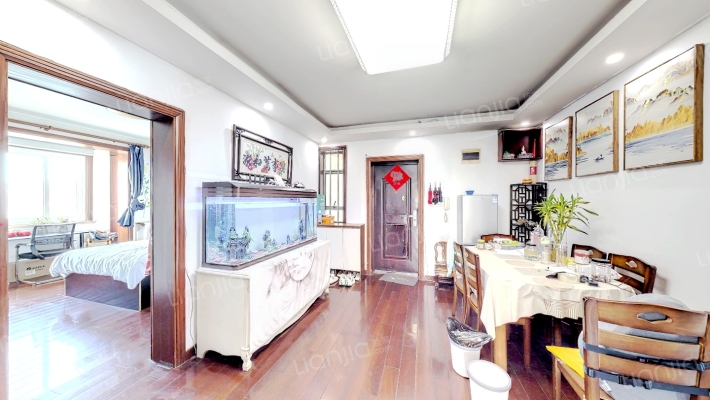 新领地二手房实景图