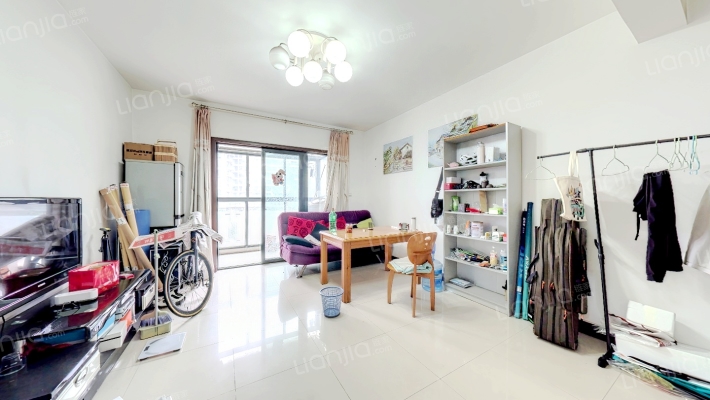 领馆区1号二手房实景图