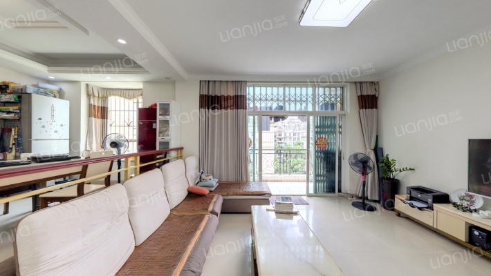 美心翠拥华庭一期二手房实景图