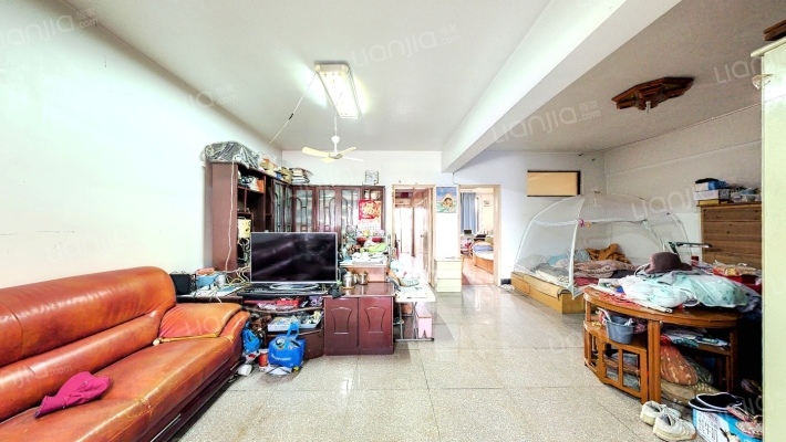 蓝天电信宿舍二手房实景图