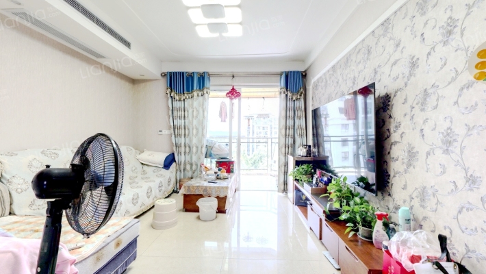 鸥鹏大道壹号二手房实景图