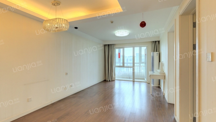 万科长阳天地5号院二手房实景图