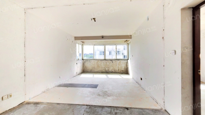 良隆园二手房实景图