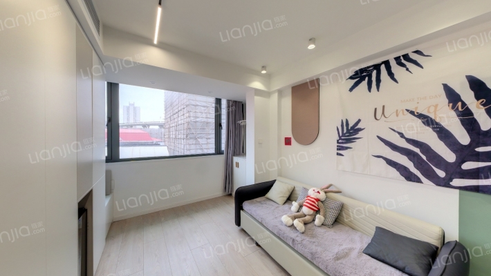 威海路163-169号二手房实景图