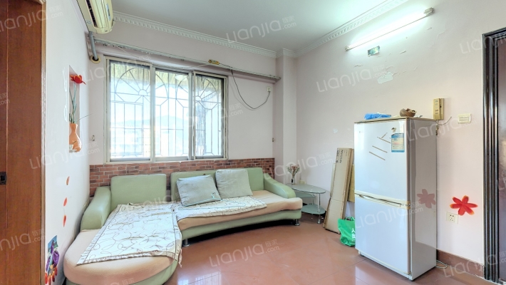 新兴白云花园二手房实景图